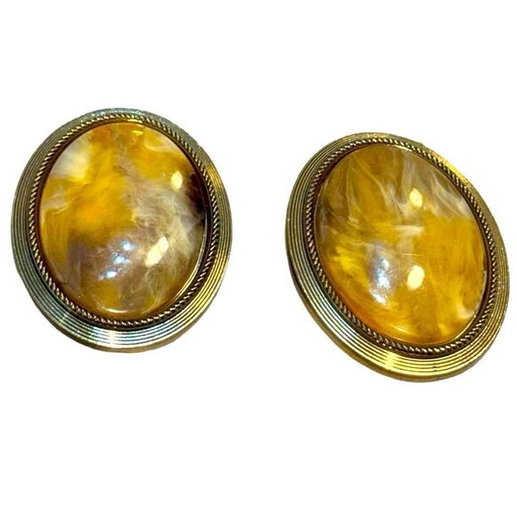 Vintage Clip on Earrings Stamped W.Germany *Golden Swirls* - Picture 5 of 6